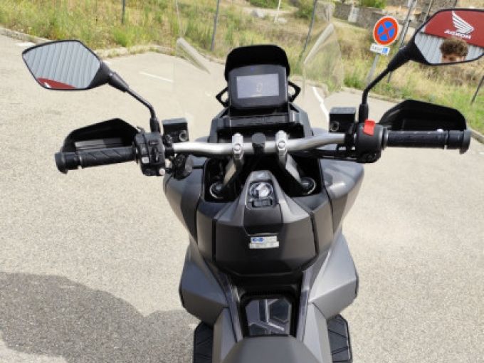 HONDA ADV 350 4
