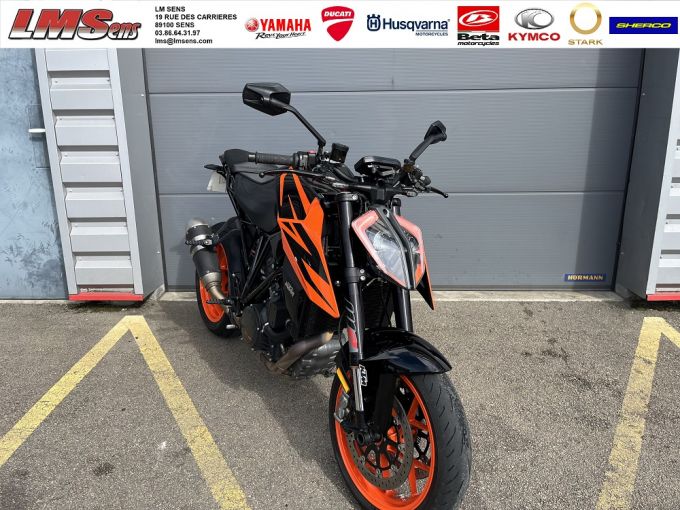 KTM 1290 SUPER DUKE R 4