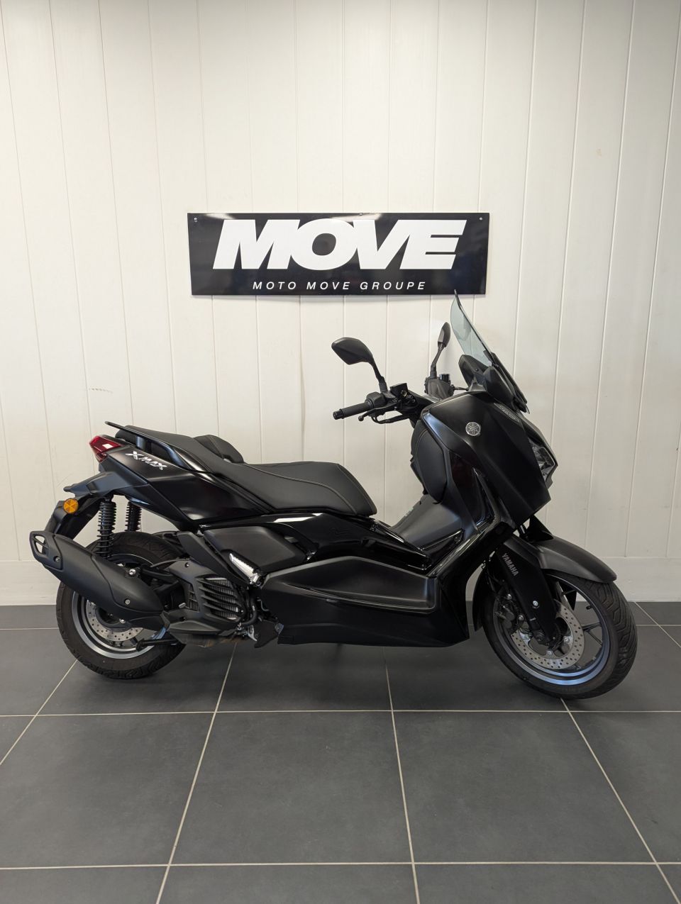YAMAHA XMAX 125 TECH MAX 4