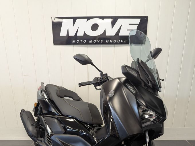 YAMAHA XMAX 125 TECH MAX 4