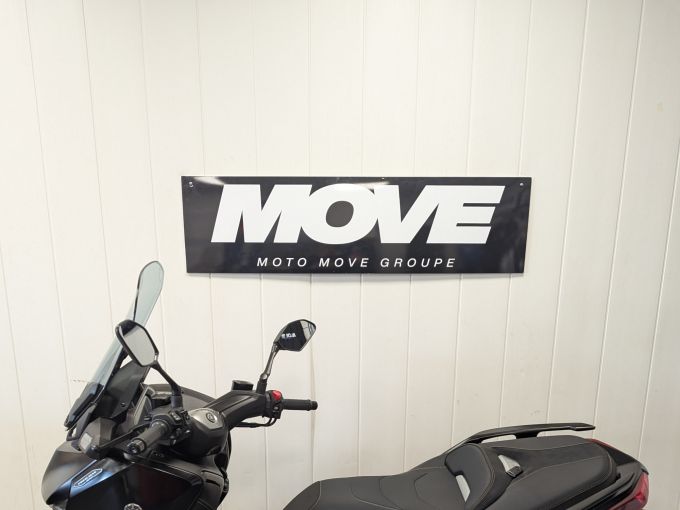 YAMAHA XMAX 125 TECH MAX 4