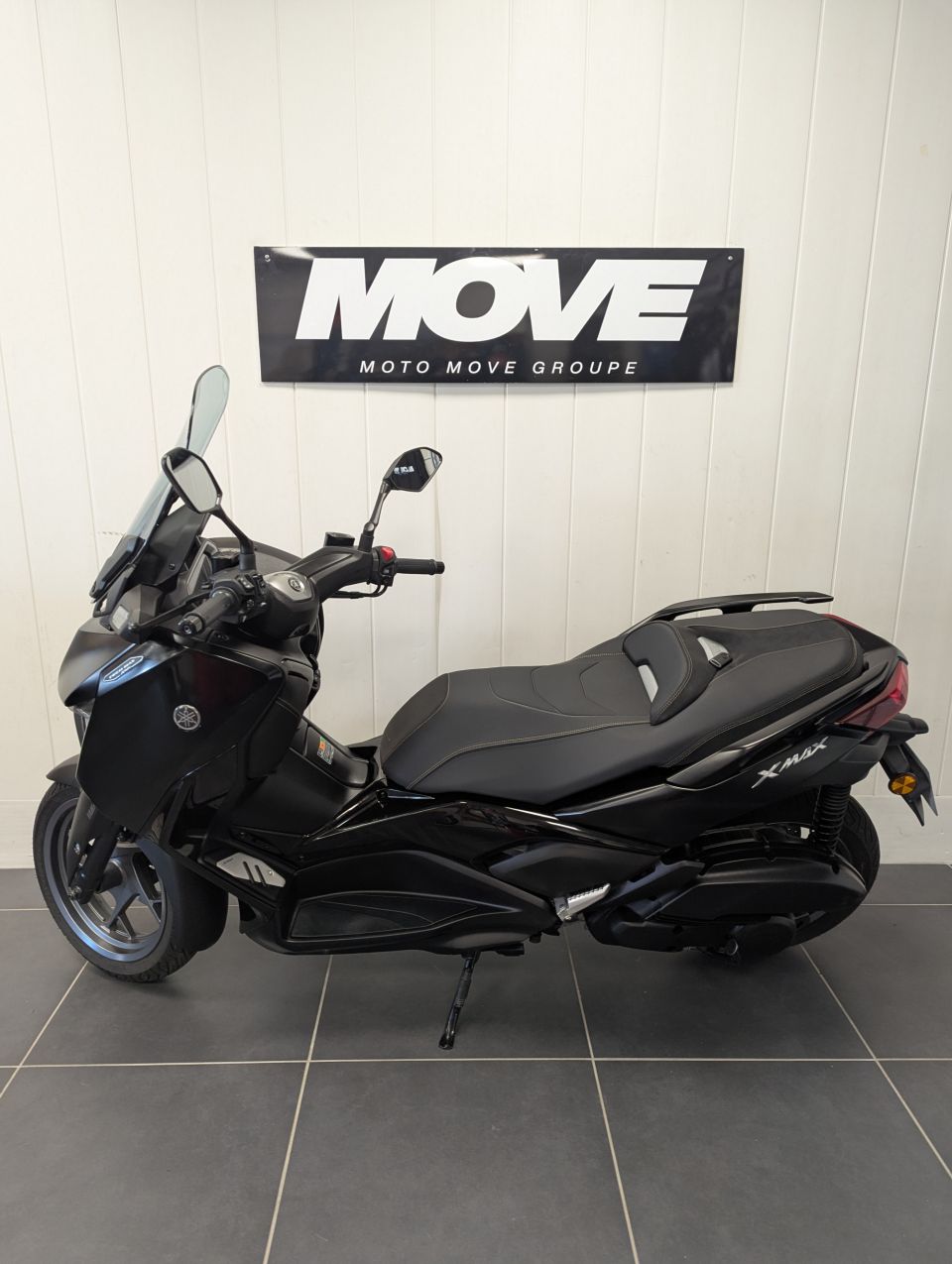 YAMAHA XMAX 125 TECH MAX 4