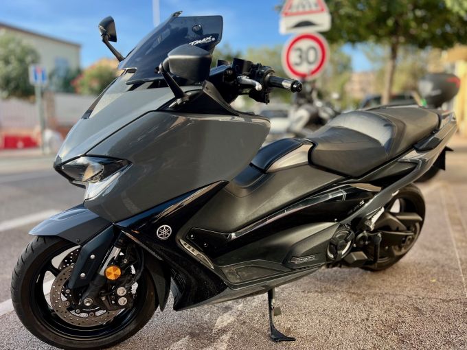 YAMAHA XP T-MAX 560 TECH MAX 4