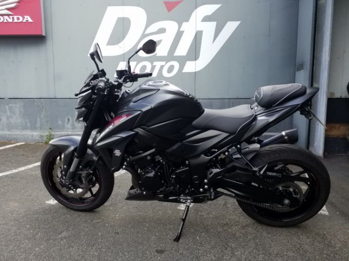 SUZUKI GSX-S 750 4