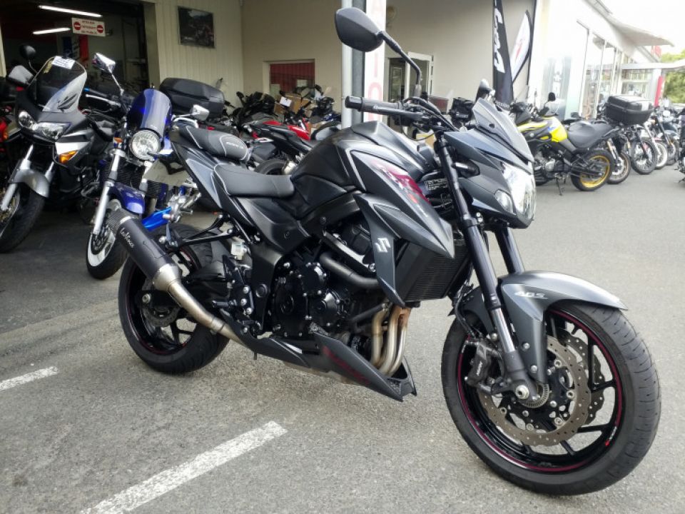 SUZUKI GSX-S 750 4