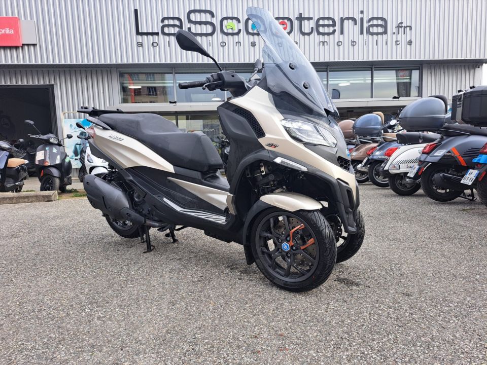 PIAGGIO MP3 530 HPE EXCLUSIVE 4