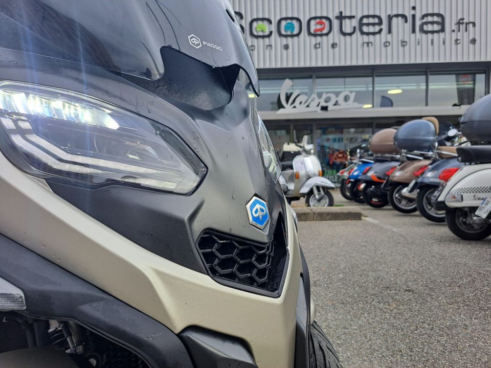 PIAGGIO MP3 530 HPE EXCLUSIVE 4