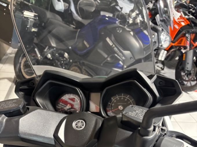 YAMAHA XMAX 400 4