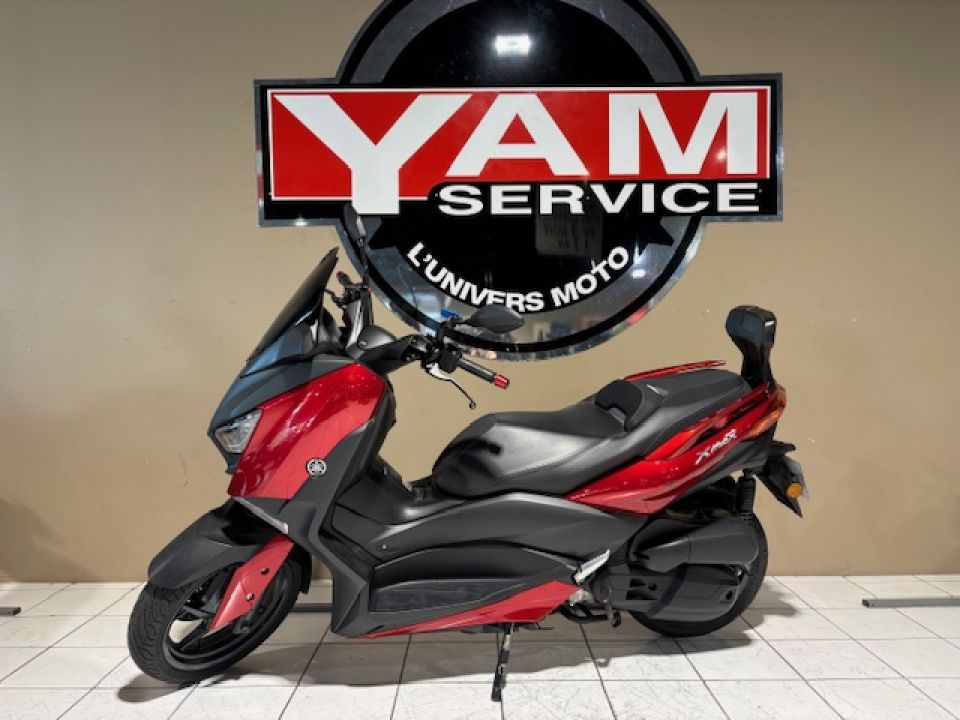YAMAHA XMAX 125 4