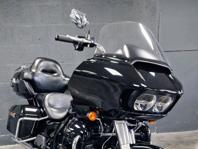 HARLEY-DAVIDSON TOURING ROAD GLIDE 1868 ULTRA 4