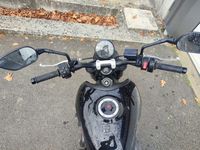 TRIUMPH TRIDENT 660 4