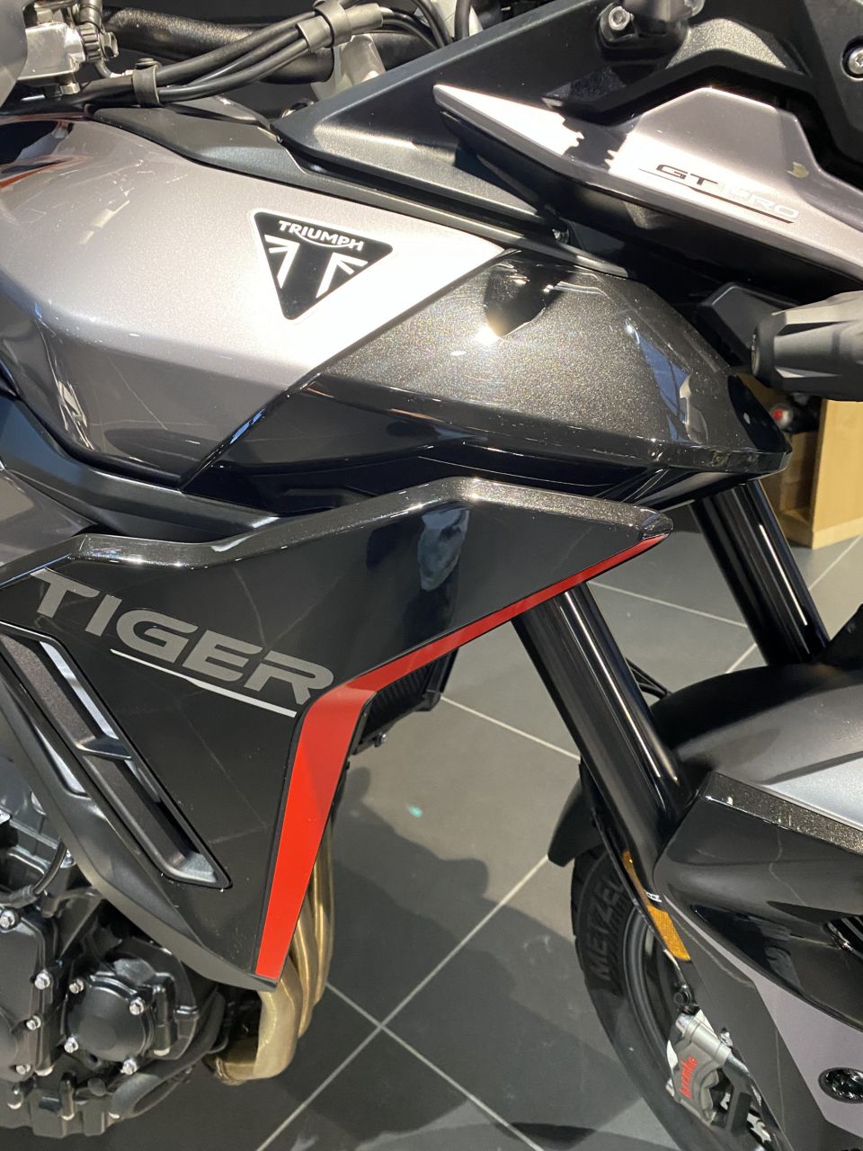 TRIUMPH Tiger 900 GT PRO 4