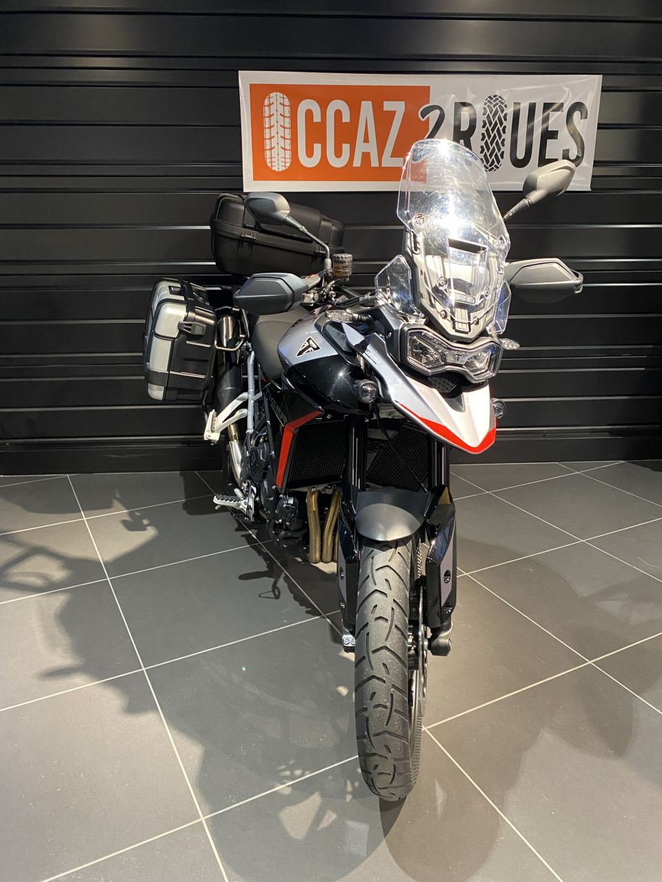 TRIUMPH Tiger 900 GT PRO 4