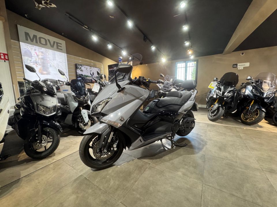 YAMAHA XP T-MAX 530 4