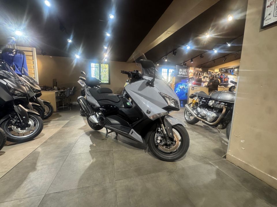 YAMAHA XP T-MAX 530 4