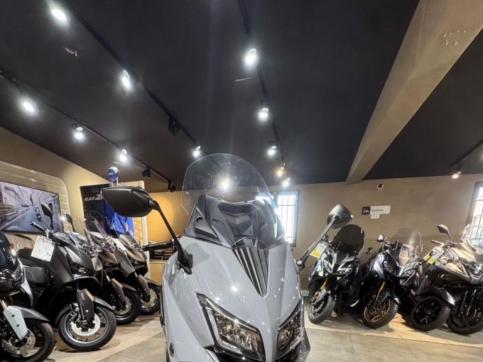YAMAHA XP T-MAX 530 4