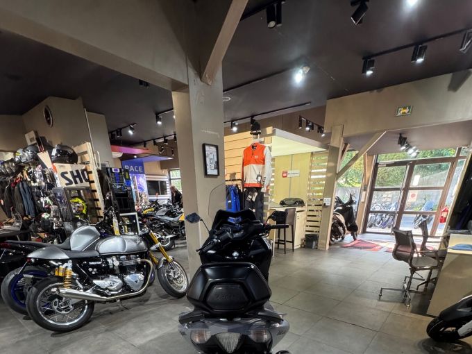 YAMAHA XP T-MAX 530 4