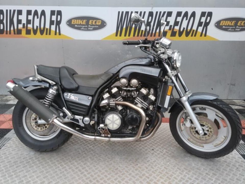 YAMAHA V-MAX 1200 4