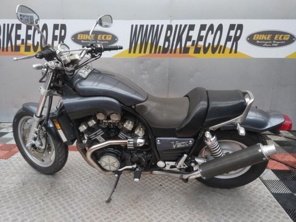 YAMAHA V-MAX 1200 4