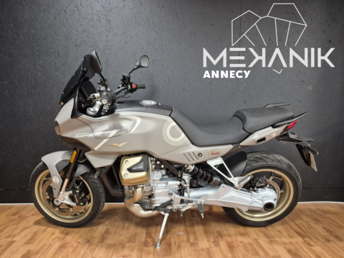 MOTO GUZZI V11 ROSSO MANDELLO 1100 4