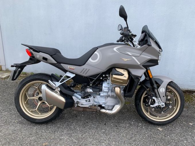 MOTO GUZZI V11 ROSSO MANDELLO 1100 4