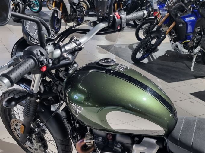 TRIUMPH SCRAMBLER 900 4