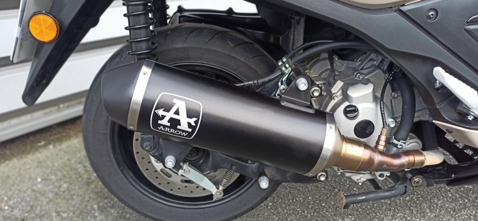 YAMAHA TRICITY 300 4