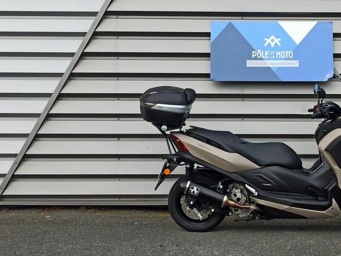 YAMAHA TRICITY 300 4