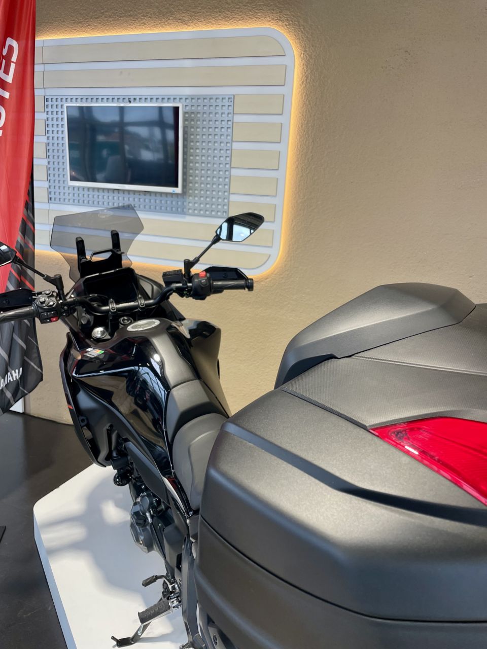 YAMAHA TRACER 7 35KW 4