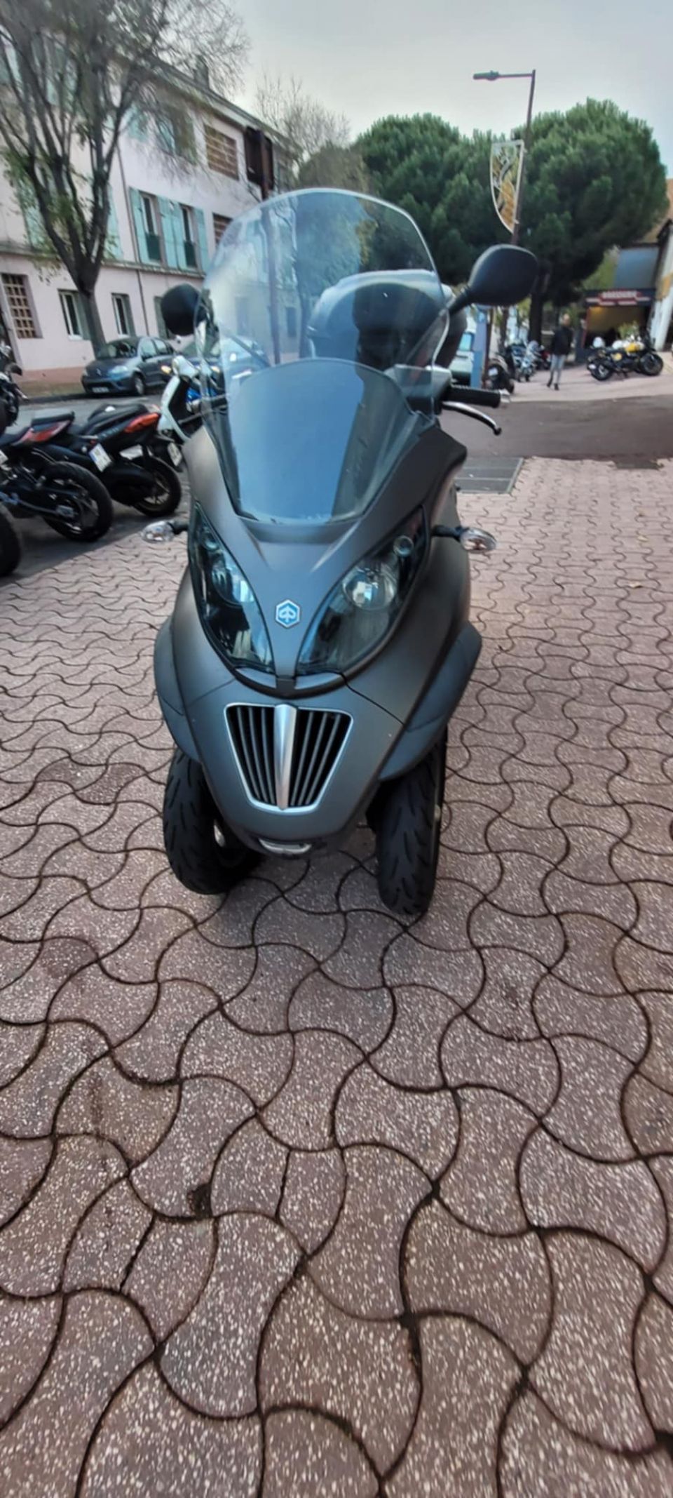 PIAGGIO MP3 400 LT 4