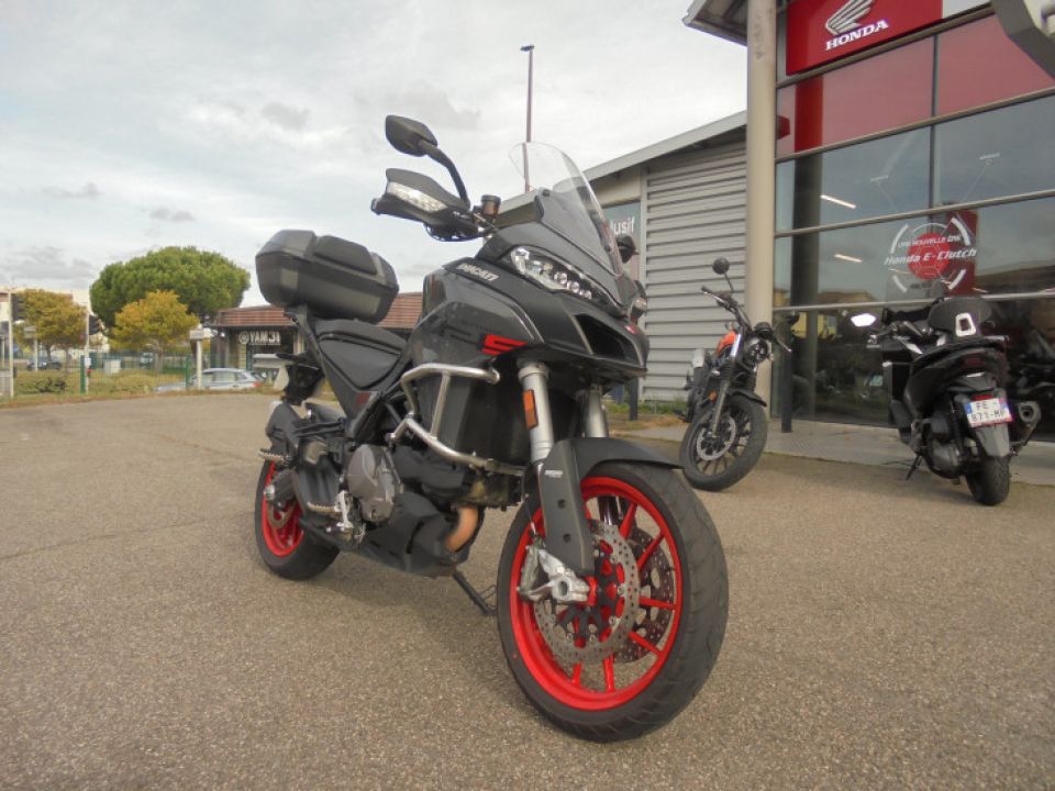 DUCATI MULTISTRADA V2 S 4