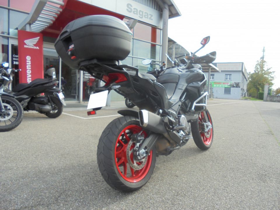 DUCATI MULTISTRADA V2 S 4