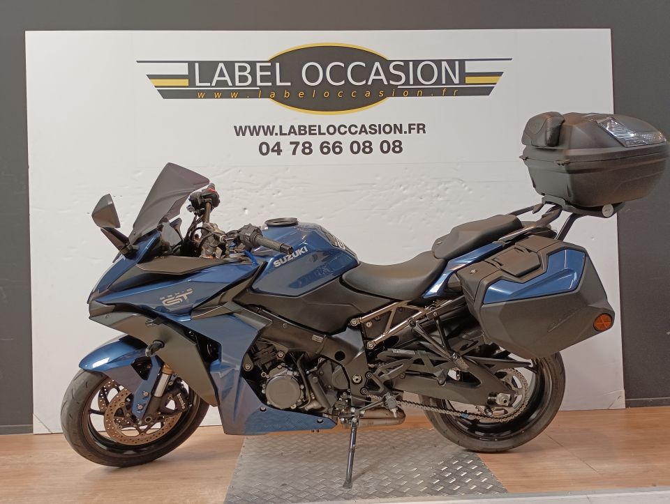 SUZUKI GSX-S 1000 GT 4