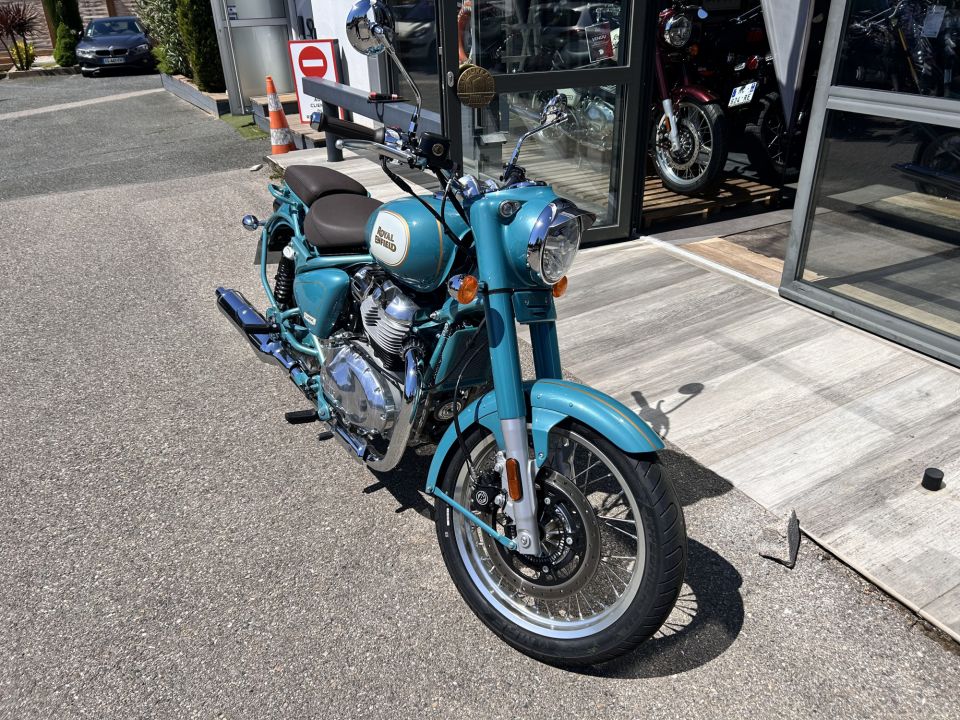 ROYAL ENFIELD Classic 650 4
