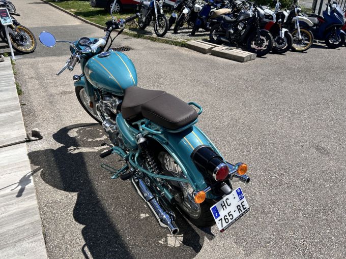ROYAL ENFIELD Classic 650 4