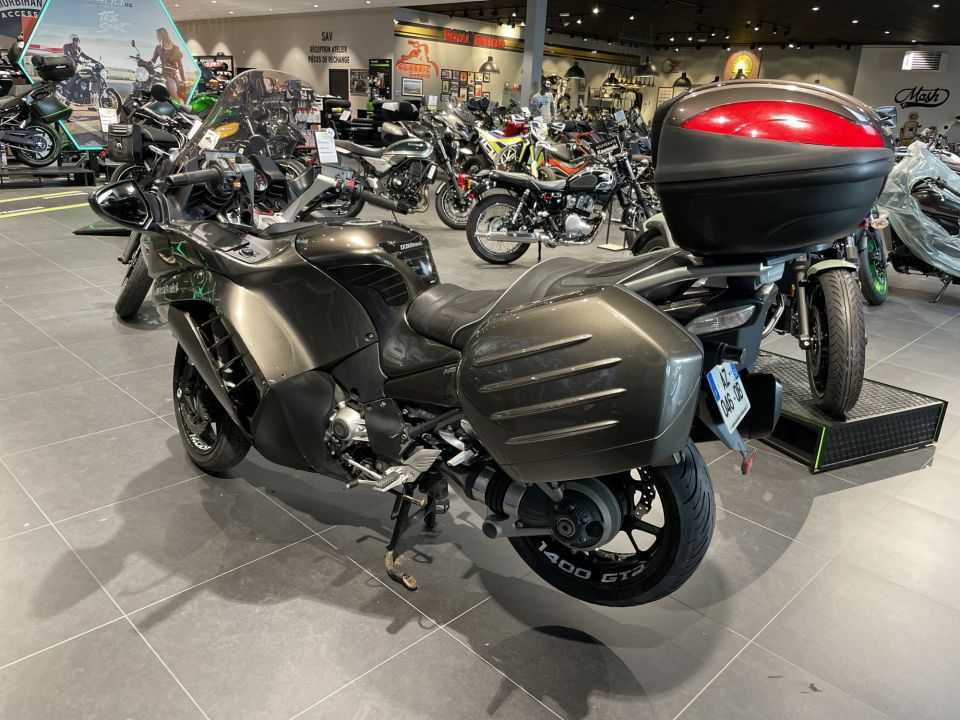 KAWASAKI GTR 1400 4