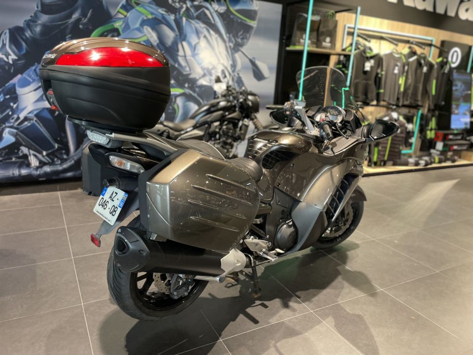 KAWASAKI GTR 1400 4