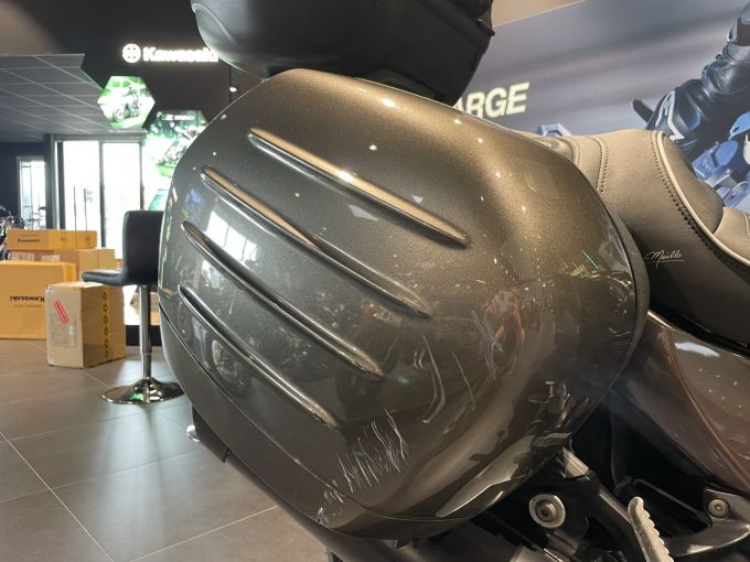 KAWASAKI GTR 1400 4