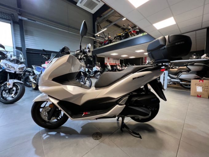 HONDA PCX 125 4