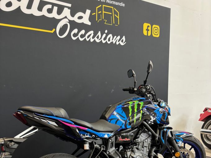 YAMAHA MT-07 (47.5CV) 4