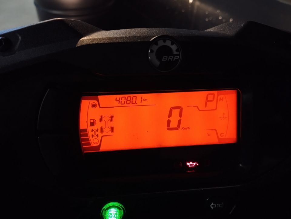 CAN-AM OUTLAN MAX450L 4