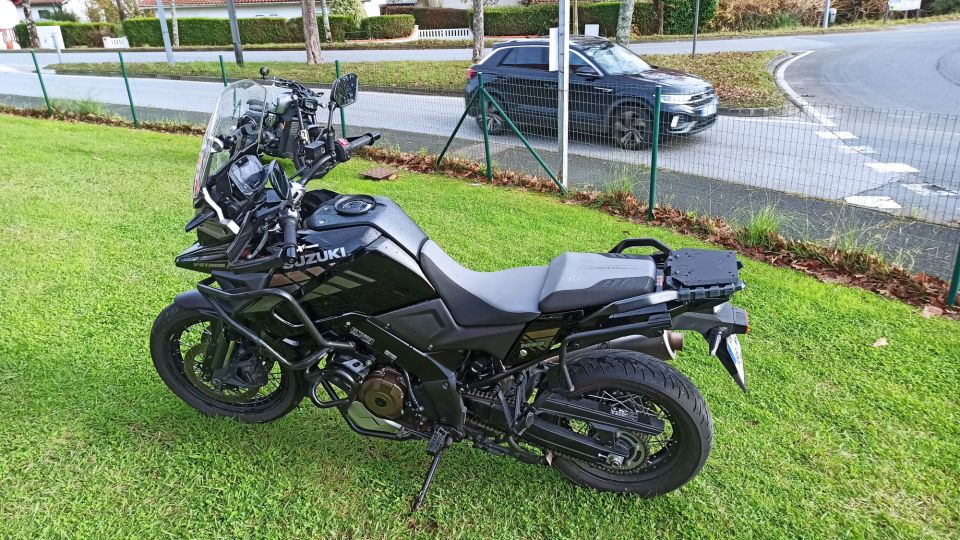 SUZUKI DL V-STROM 1050XT 4