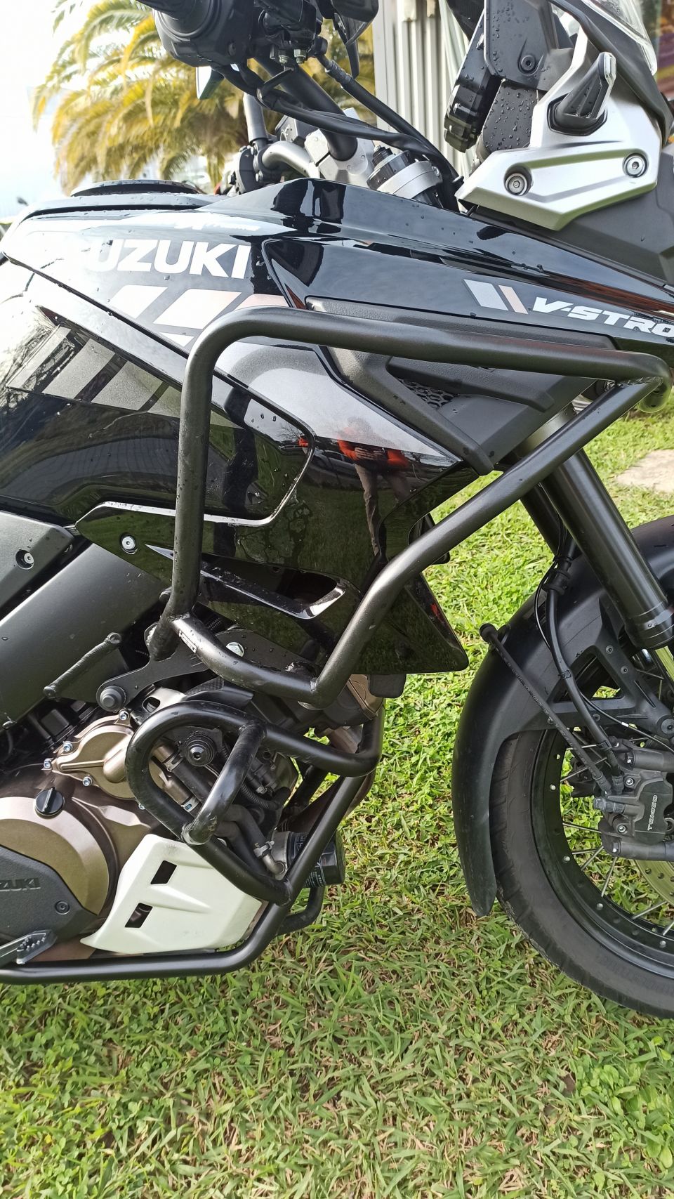 SUZUKI DL V-STROM 1050XT 4