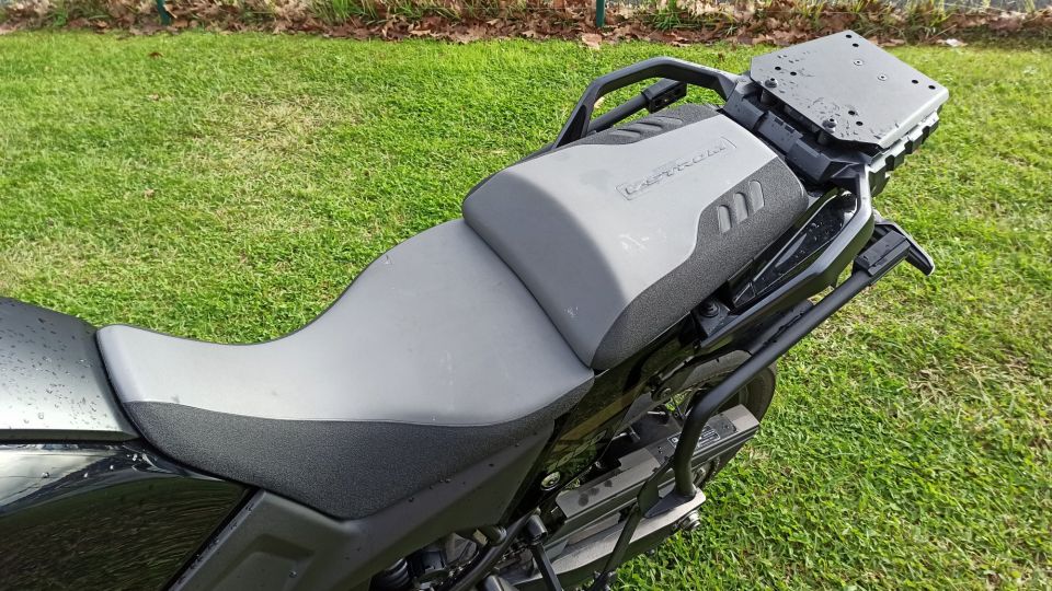 SUZUKI DL V-STROM 1050XT 4