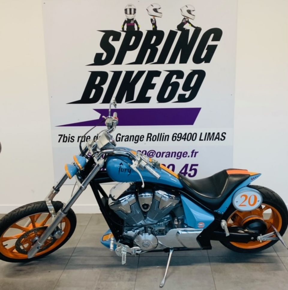 HONDA VT 1300 CX FURY 4