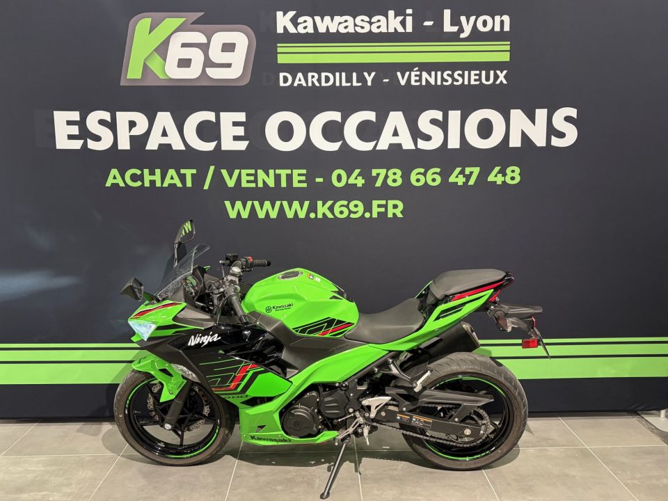 KAWASAKI NINJA 400 4