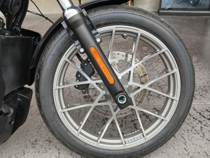 HARLEY-DAVIDSON NIGHSTER SPÉCIAL 4