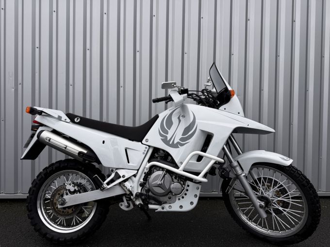 SUZUKI DR 800 4