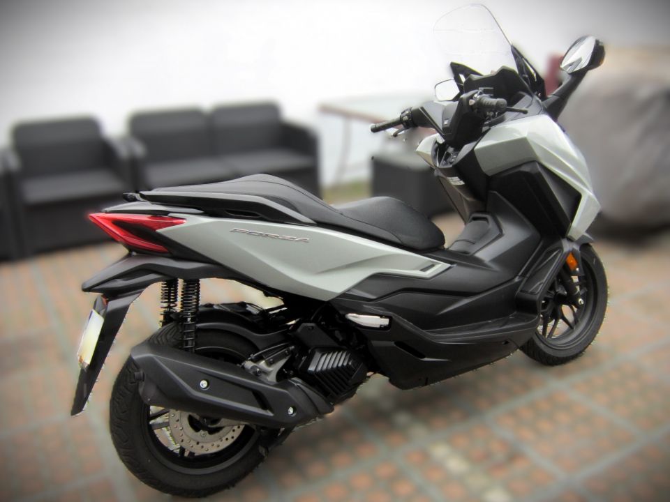 HONDA NSS FORZA 125 4