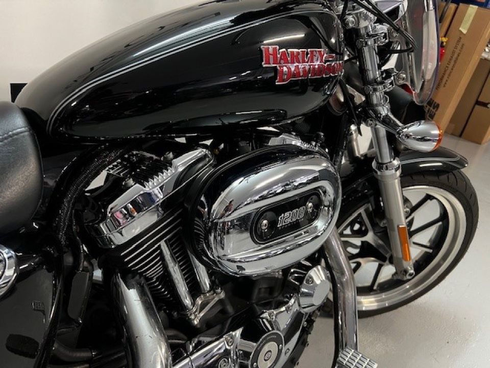 HARLEY-DAVIDSON SPORTSTER SUPERLOW 1200 T 4
